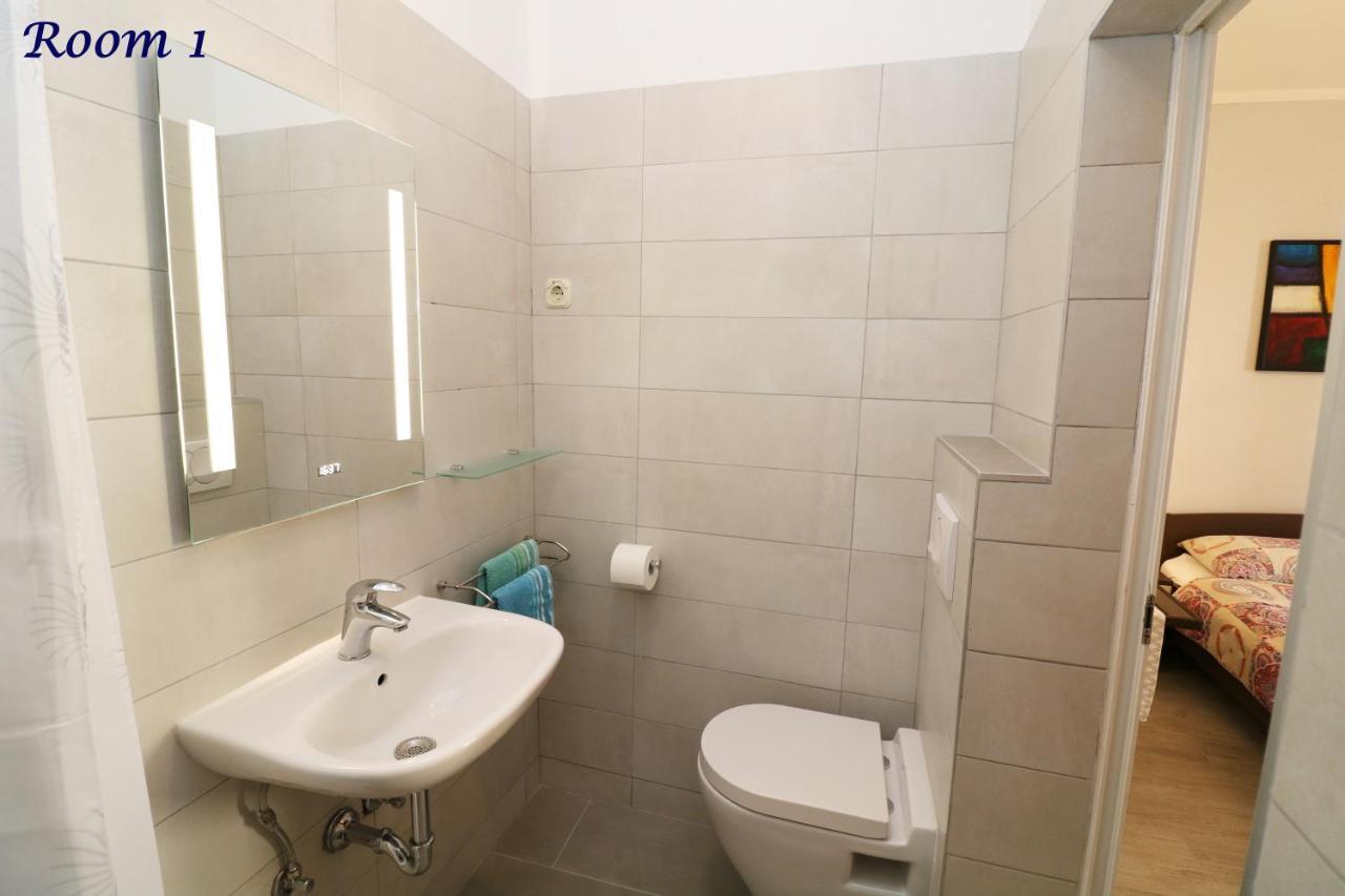 Old Town Rooms And Apartment Porec Ngoại thất bức ảnh