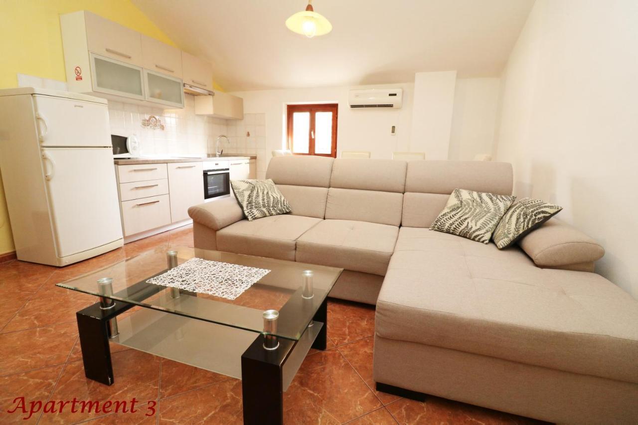 Old Town Rooms And Apartment Porec Ngoại thất bức ảnh