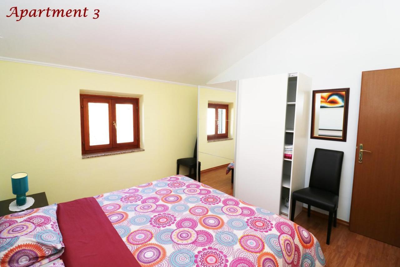 Old Town Rooms And Apartment Porec Ngoại thất bức ảnh