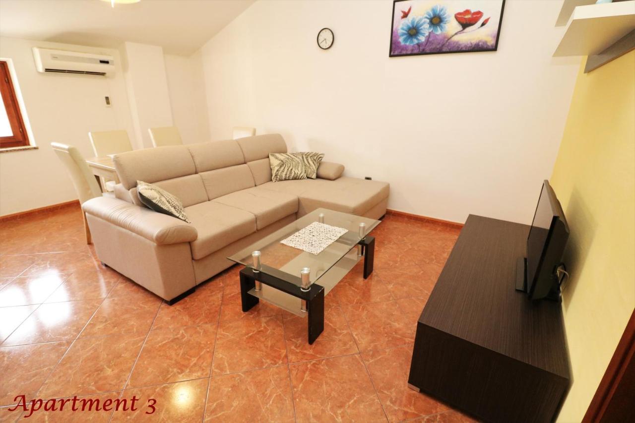 Old Town Rooms And Apartment Porec Ngoại thất bức ảnh