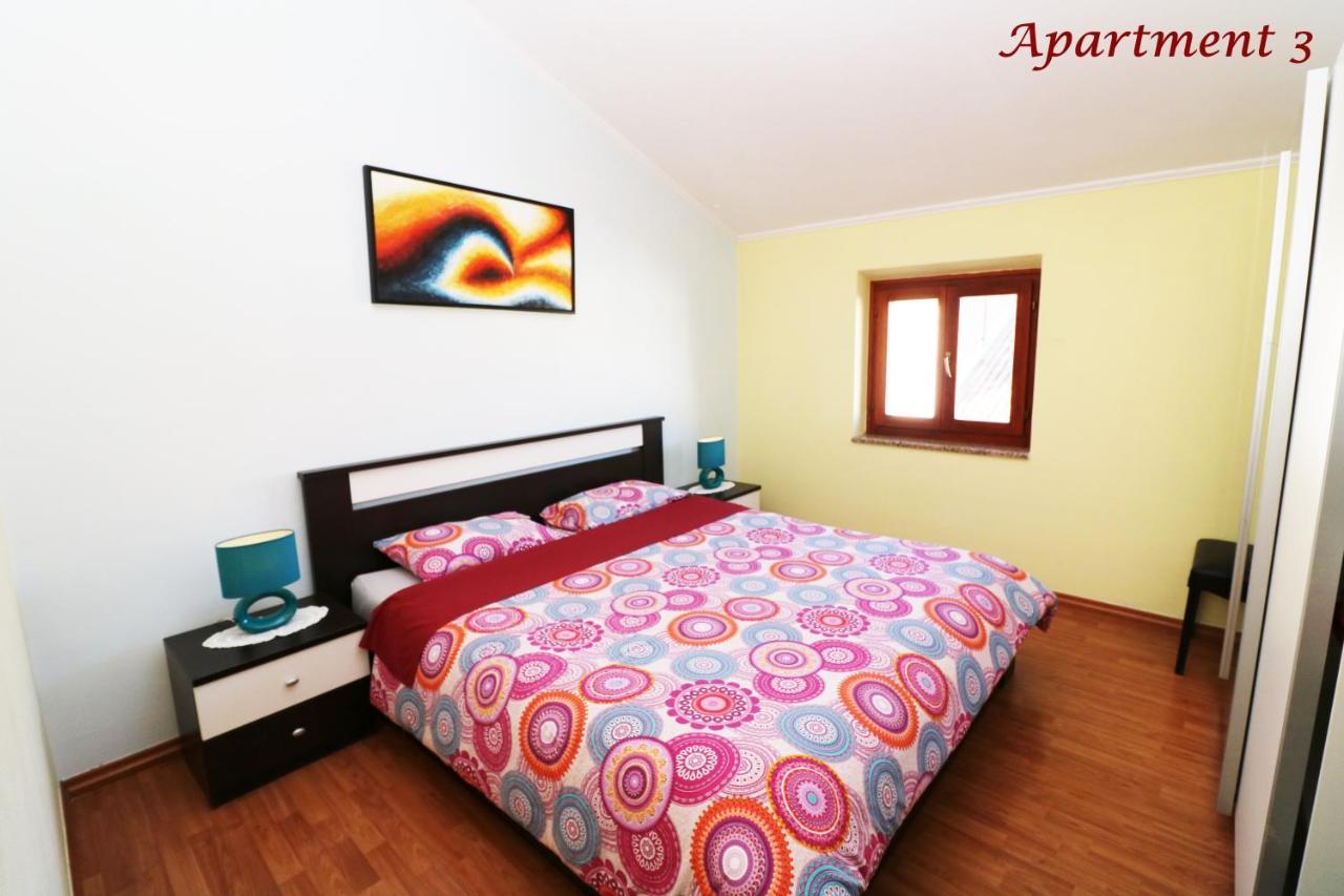 Old Town Rooms And Apartment Porec Ngoại thất bức ảnh